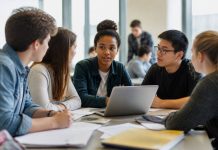 Les formations qui recrutent après le bac : les filières à privilégier Les formations qui recrutent après le bac : les filières à privilégier