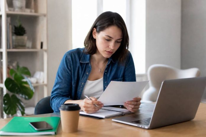 Comment construire un cv quand on est étudiant : conseils et modèle